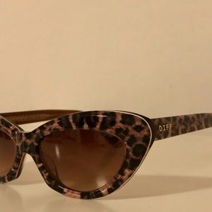 Cleo Cat Eye Designer Sunglasses DIFF EYEWEAR